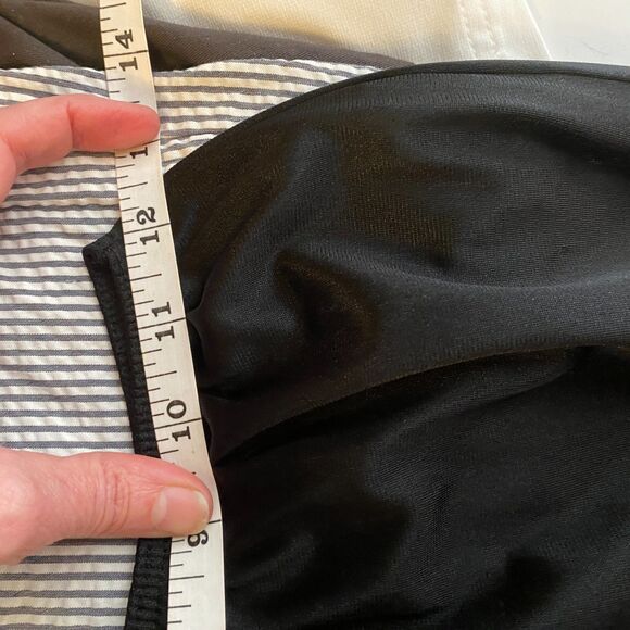 VTG Black Slip Skirt Split Side Lace Border Made in USA Size Medium - Picture 8 of 11